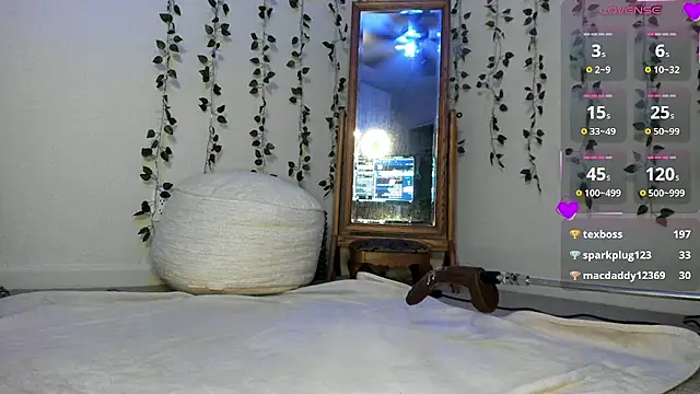 Peaches_N_Kreme - Squirt