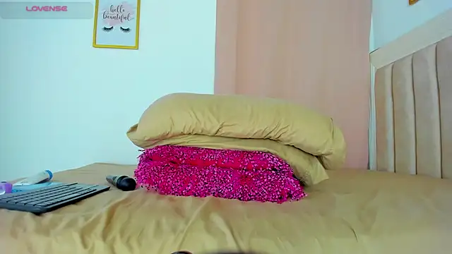 Fabianacutee - fingers in my pussy