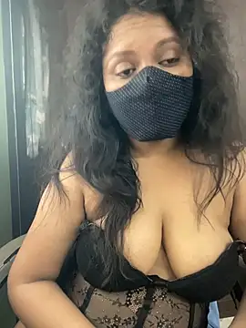 Tamil_Azhagie - 10mins apply oil in boobs