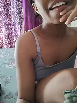 Mini-cutie - Kitchen in nude dance