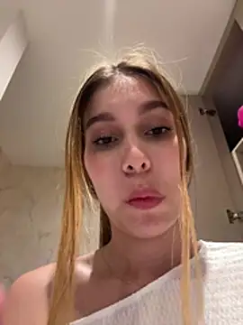 Nikii__ - Show titsssss