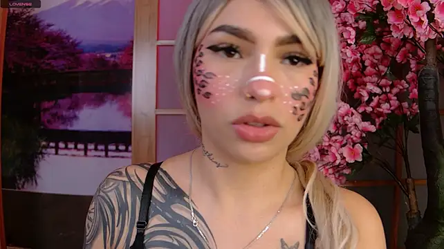 Miss___abigail - squirt right in my face