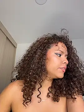 CurlyOopsies - FUCK PUSSY WITH DOMI