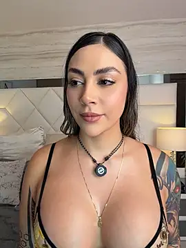 Miacoleman_ - oil tits