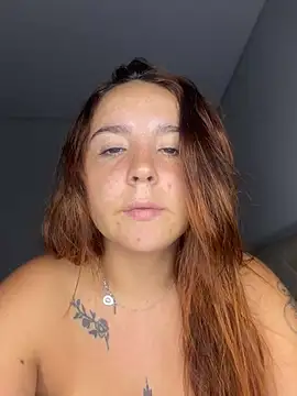 BrunaMendees - DILDO NO CUZINHO DE LADINHO