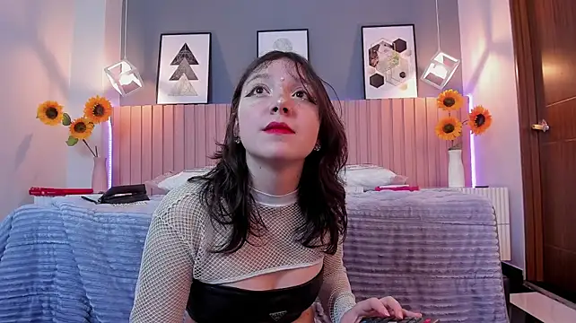 Nina_Ford - Oil in Ass + Spank Ass (Red Buttock)