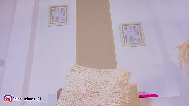 Chloe_adams_1 - head big dildo in my pussy 😈💦