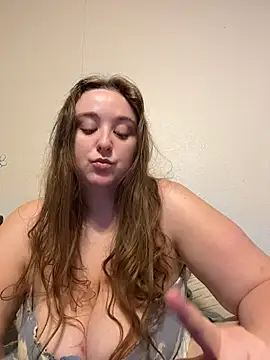 Caligirl9895 - Topless 5mins-suck dildo-slap/pinch nips