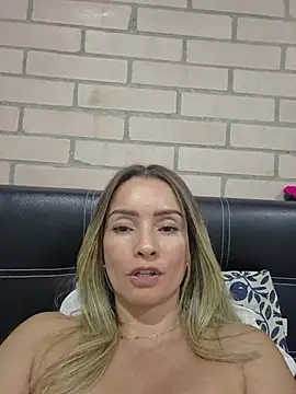 Loly_Horny - 🔥💦Dildo in Pussy & Squirt💦🥰