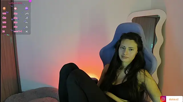 Kylie_Wet - 👀🍒 Show and Play Boobs 💦