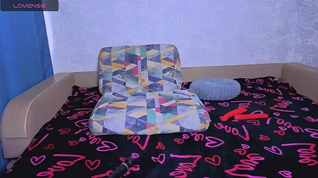 LucieHells - 💦squirt close-up💦