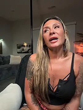 Bossyroxy84 - Let’s get naughty