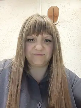 Office_Albertina - Lots of squirting in the office bathroom