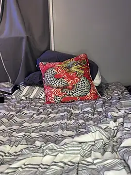 Denversoles - Take shorts off