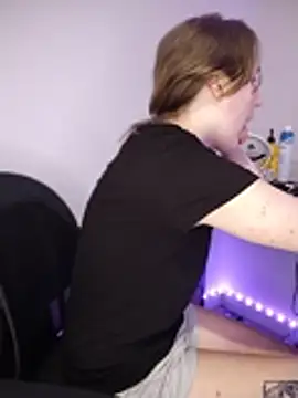 Angel_Ecstasy - Naked - Biggest tipper gets toy control