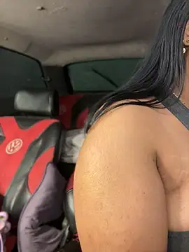 Nahomy-fire - Flash ass👀🍑