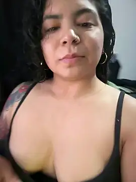 Kimmiakiss22 - Add/Connect Domi