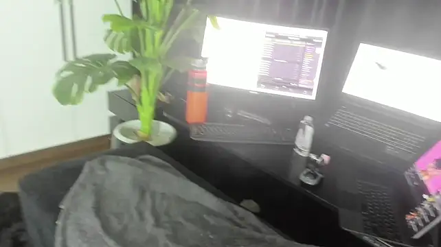 Naughty_bigass - squrting