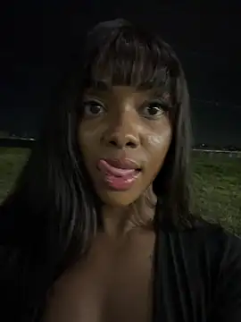 Vane_Rossee - Make me hot 🥵 🔥🔥