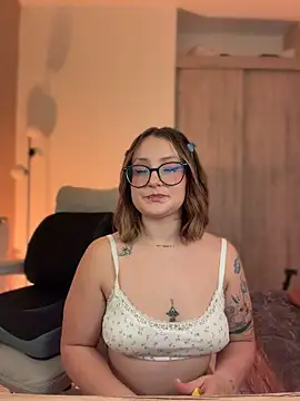 Megan_lu2 - open ass