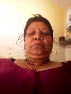 Sexy_bhabi36 - Show boobs