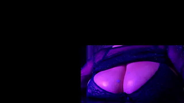 PuffMorgana - Showzinho de óleo nos peitos 🔥