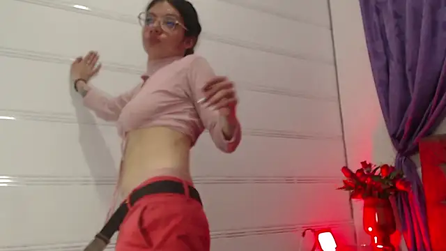 Miia_Hot__
