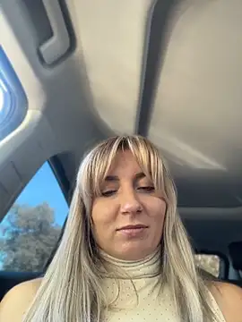 Crazy-Rosa - Hi guys 💋play with me