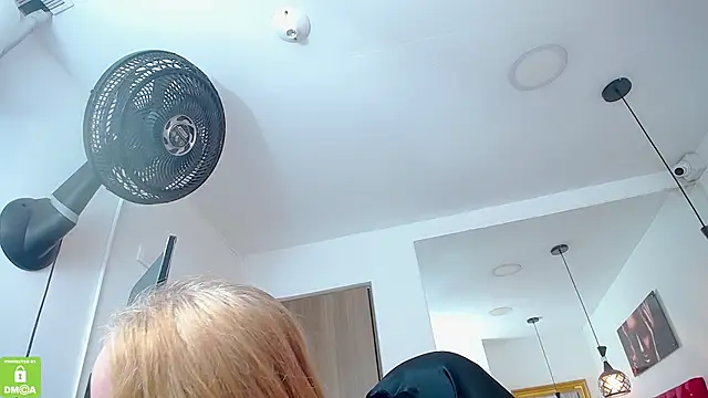 Gaby_Parkert - 🌺SPANKING MY TITS 🍒