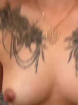 TeaseBabeXXX