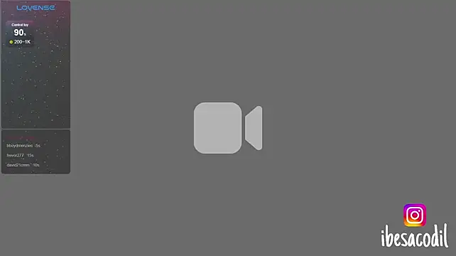 Adriana_allien