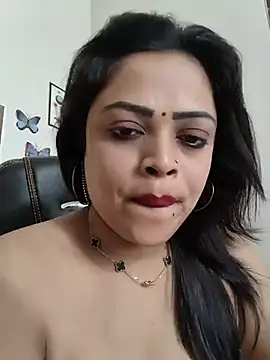 Pinky-2 - Oiling My Sexy Pussy Hole