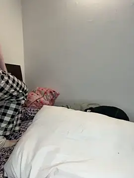 Lunaapppp - Spit tits