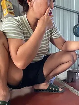 Linaannn - Hello everyone, I love you all! Please g