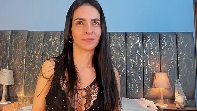 Samantha_Velle