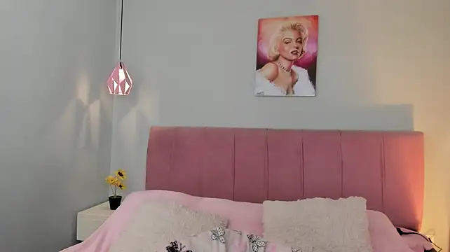 ScarletGV - show oil in my ass