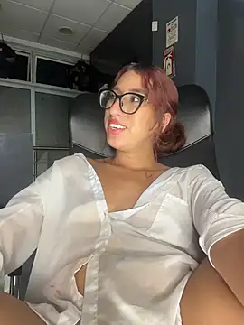 LacyLureXXX - BIG SQUIRT RAIN