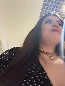 AmelliaDiamond - Caresses pussy +open 1 boobs cafe
