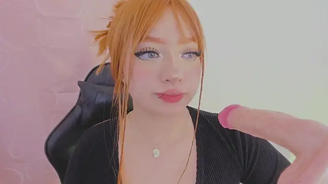 Chloe_Luv - Play with nipples soft