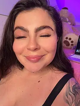 MaiahDolls - show my spread-open ass