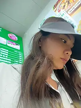 Yioyio-666 - 小粉震动2分钟，最后一个大哥可得