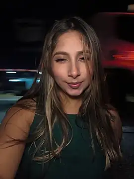Catalina_ramos - Flash titts close road