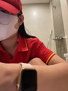 Sneaky_Cumshoot - Sneaky masturbatiing under Mart Cashier