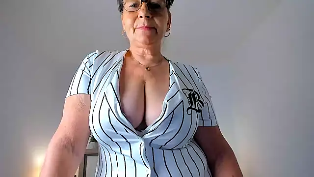 Sweetangell69_ - Topless