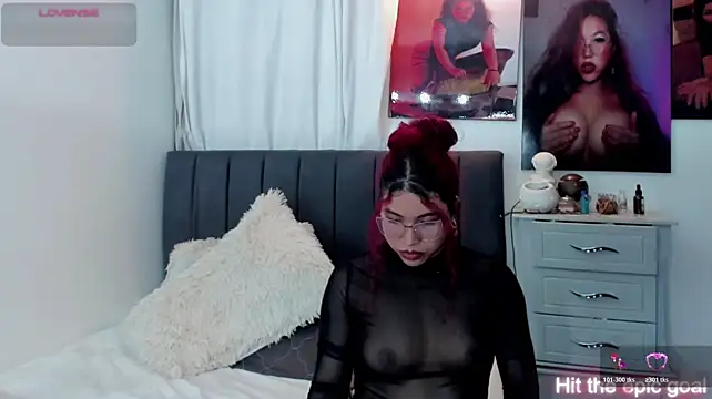 Kyliejenner_hot - oil on my body