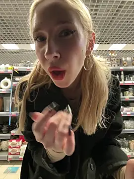 Michelle_lovique - MAKE ME MOAN RIGHT HERE!!