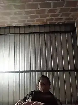 Broken_Latina_Whores_JE - Sucking cock on the street 🥵