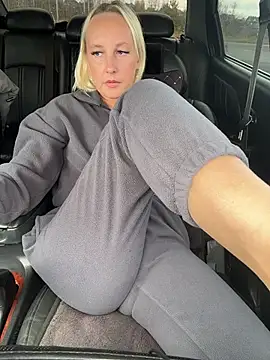MerlinDave - Finger pussy/naked ✌️😋😈