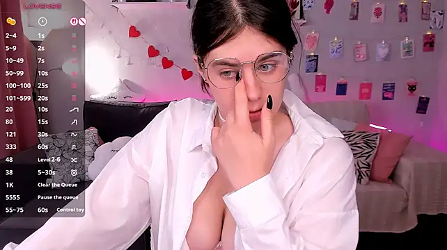 BellaCaress - Ride the pillow with oil on my boobs