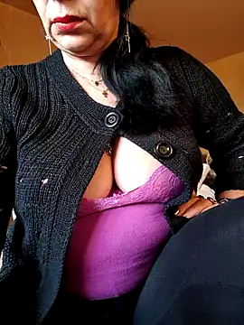 Love_Tina_Forever - SHOW PUSSYCLOSER